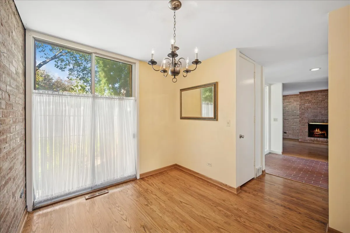 471 Linden Avenue IL