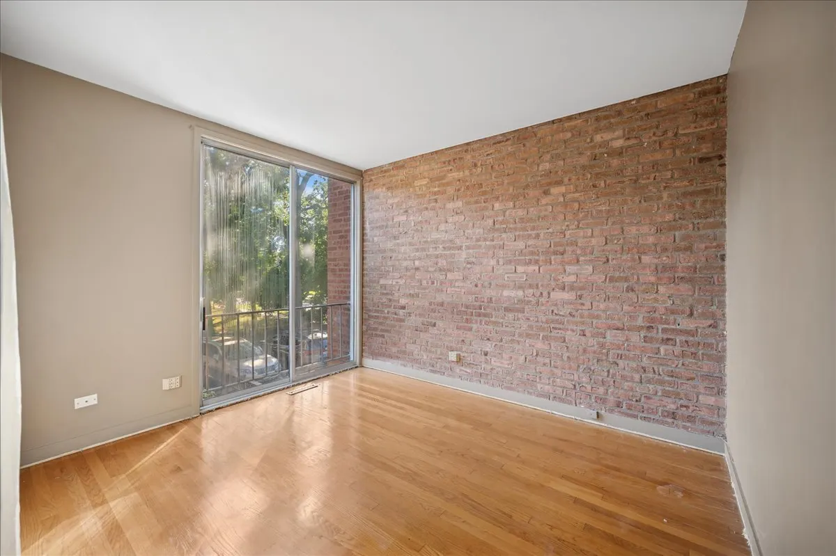 471 Linden Avenue IL