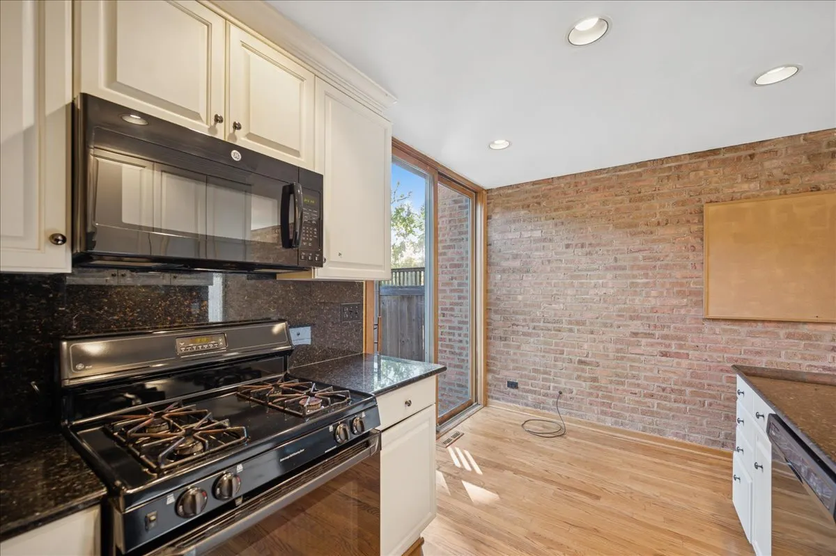 471 Linden Avenue IL