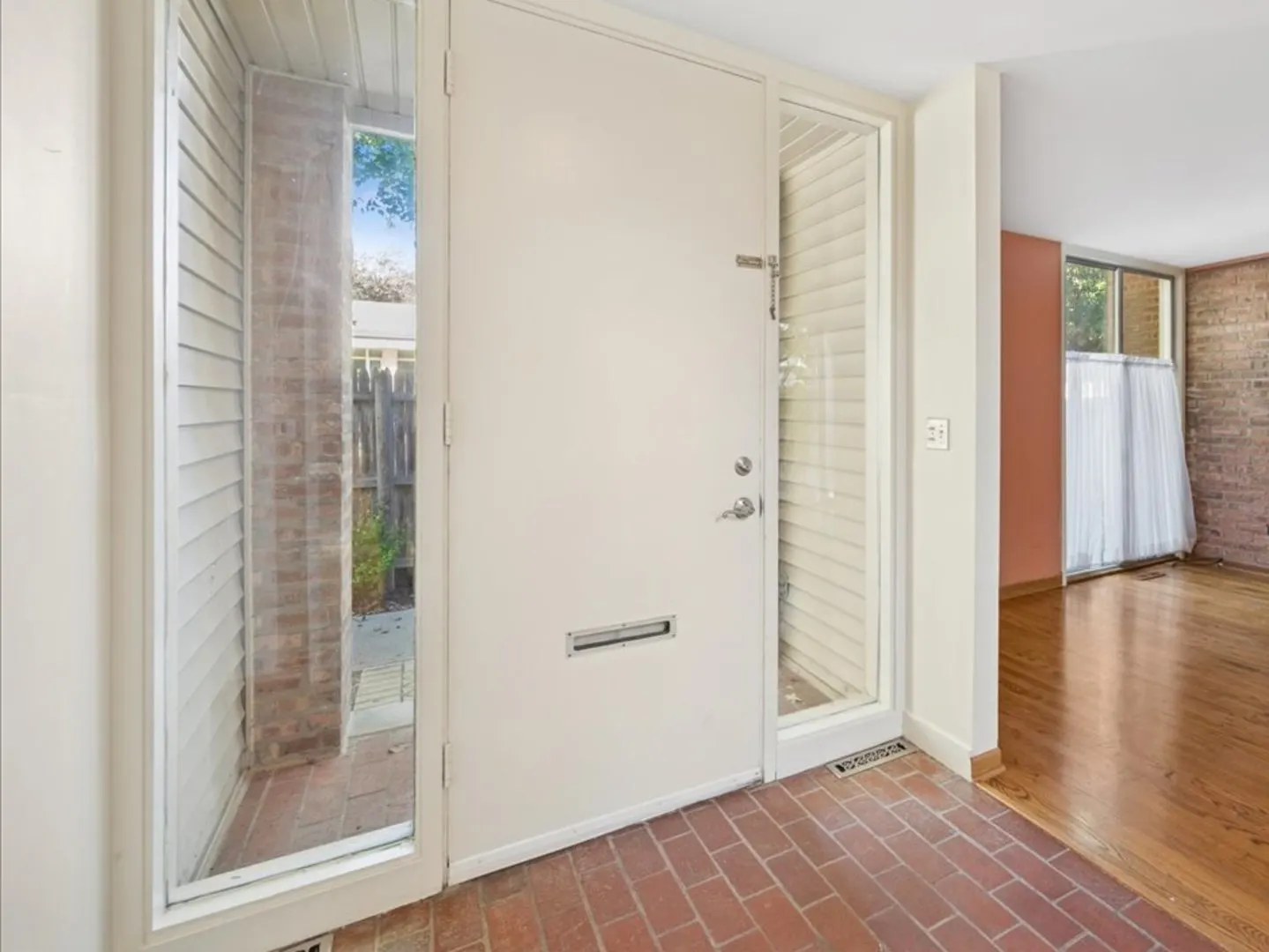 471 Linden Avenue IL