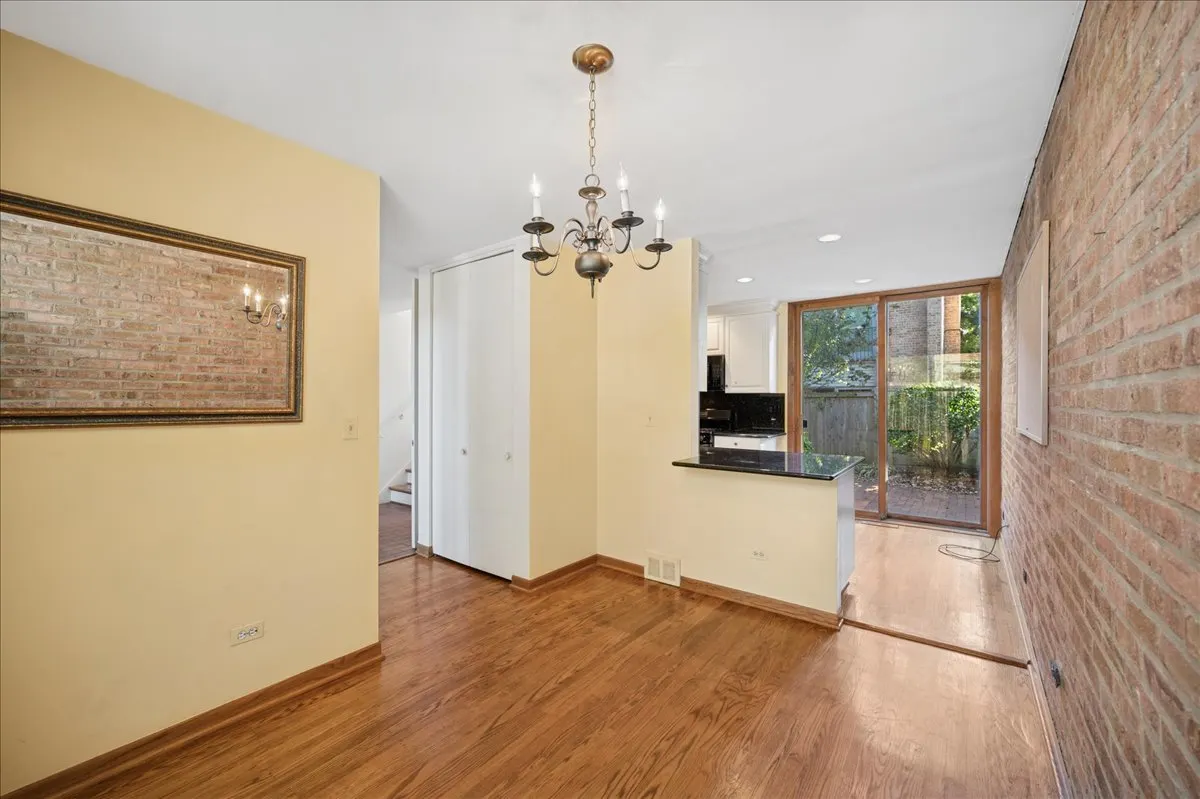 471 Linden Avenue IL