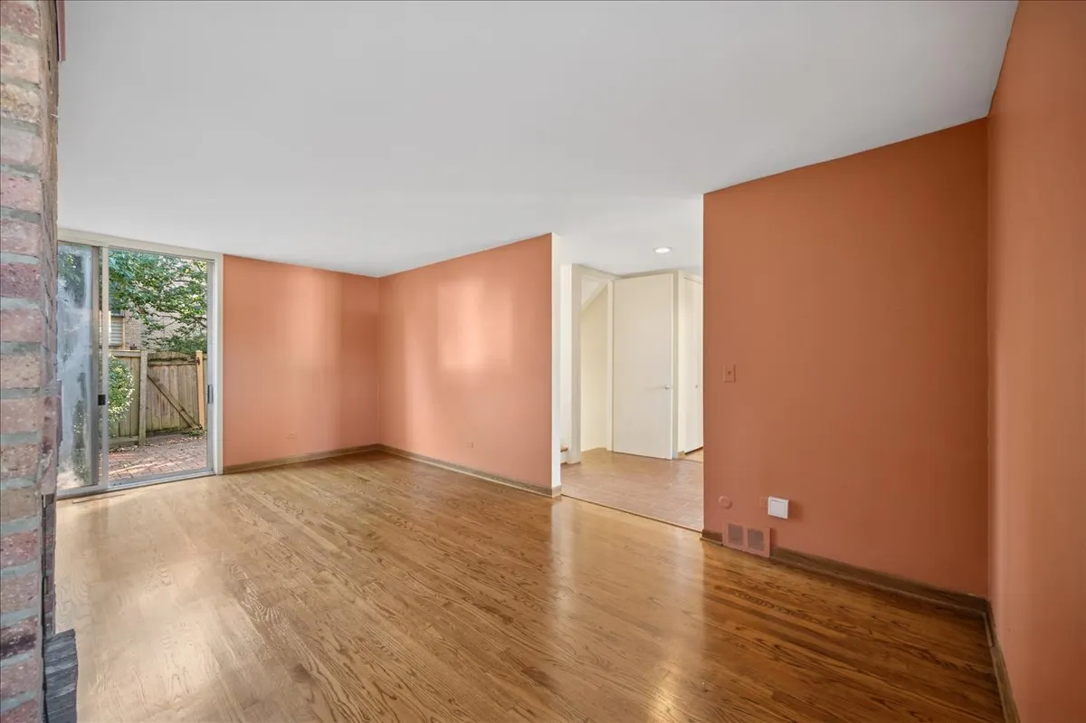 471 Linden Avenue IL