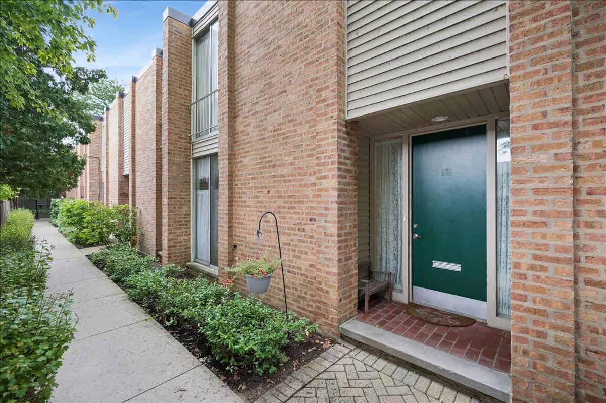 471 Linden Avenue IL
