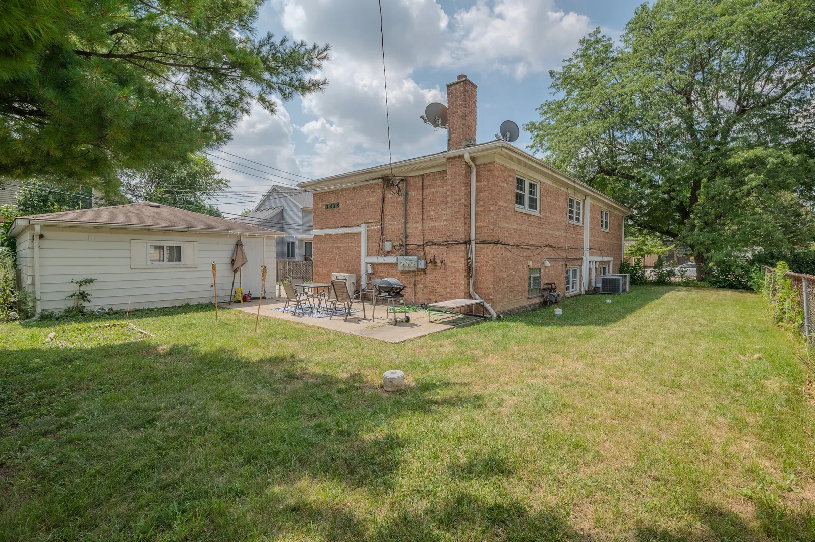 323 Marshall Road 2 IL