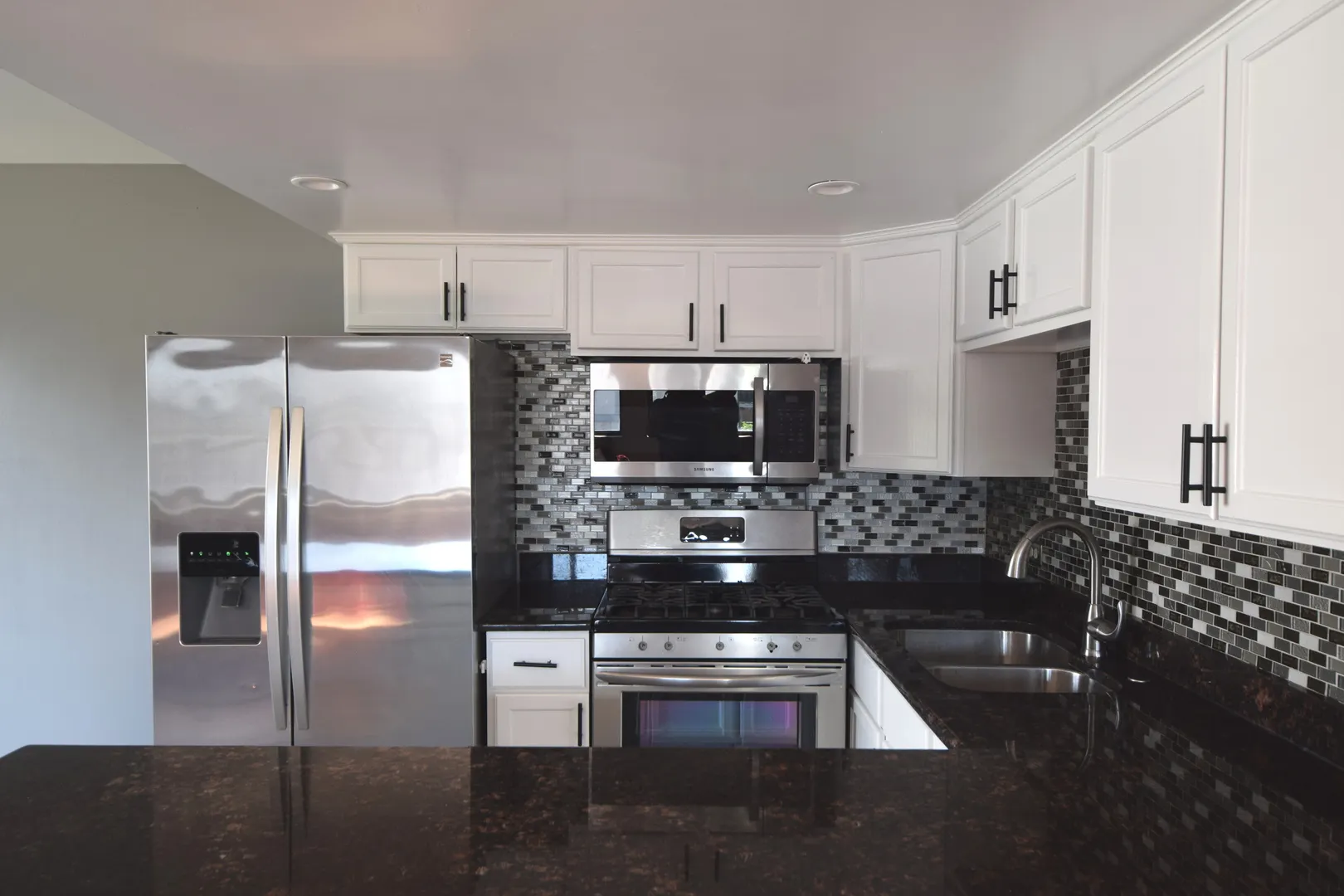 1259 Inverrary Lane 27D IL