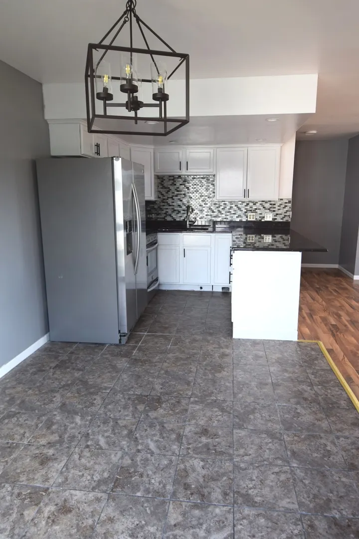 1259 Inverrary Lane 27D IL