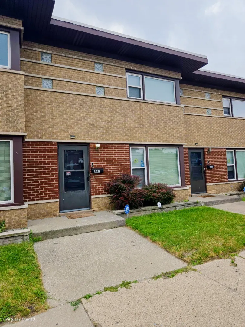 143 157th Street 143 IL