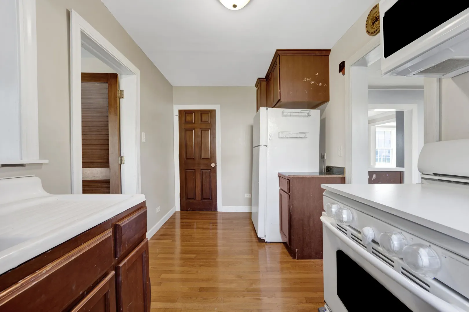 432 E 8TH Street IL