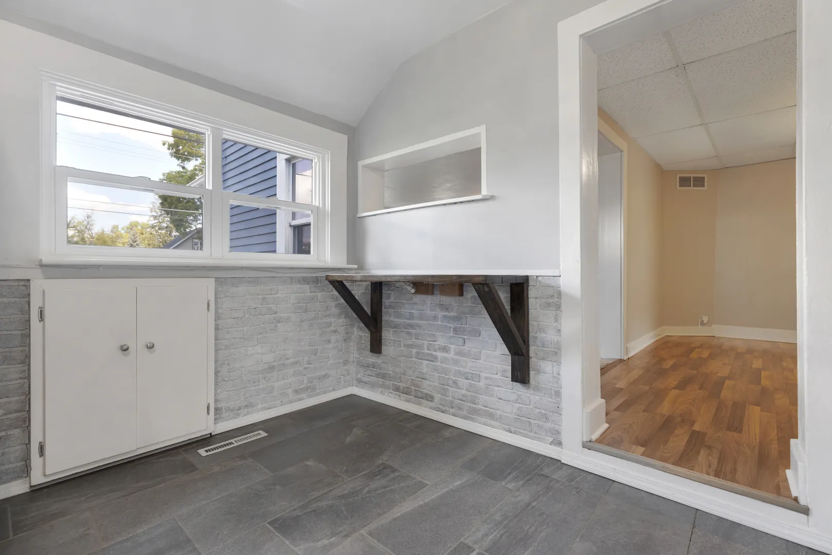 11609 Main Street IL
