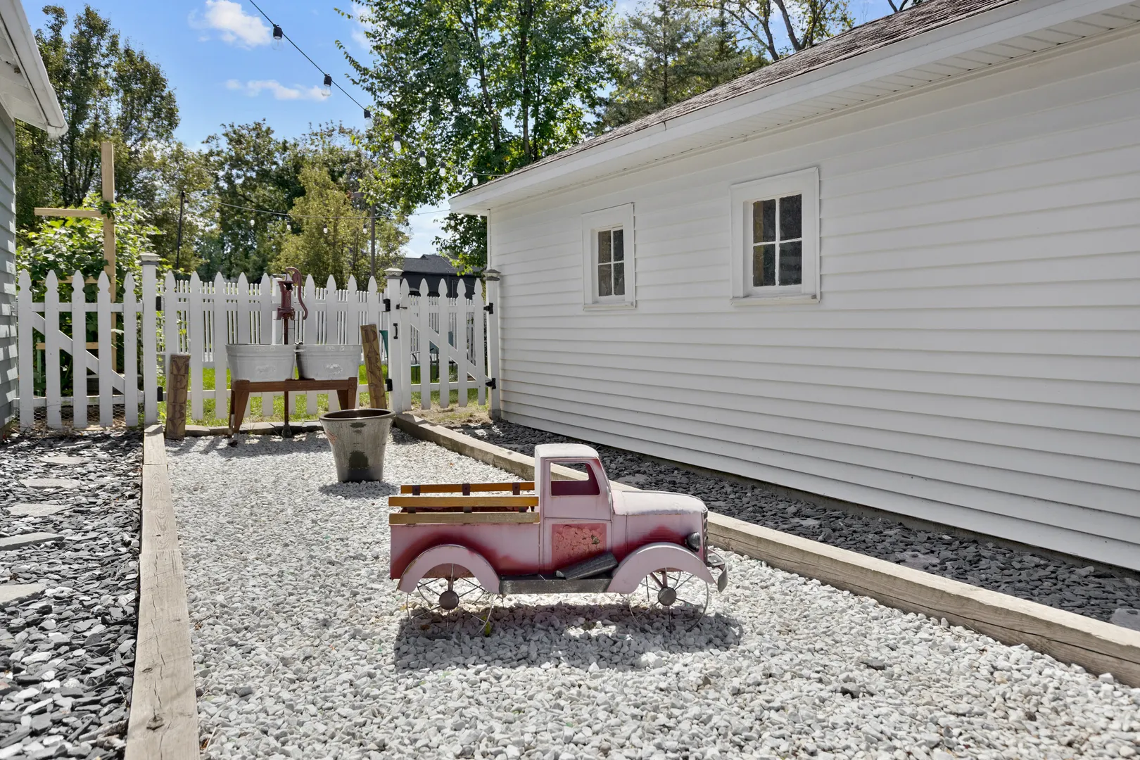 11609 Main Street IL