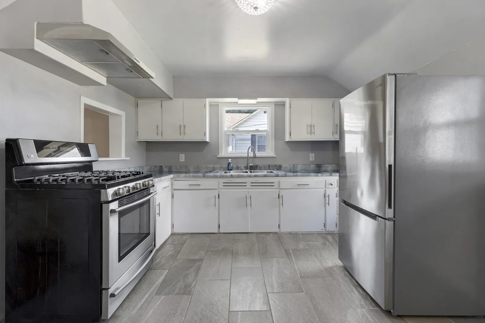 11609 Main Street IL