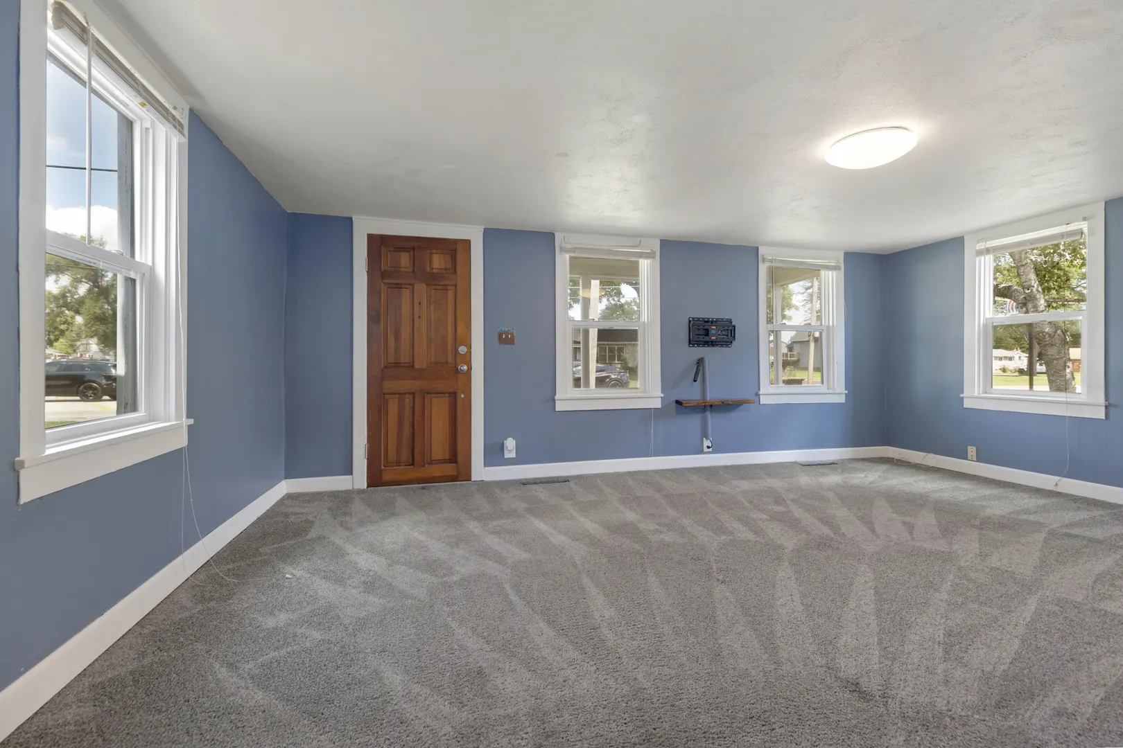 11609 Main Street IL