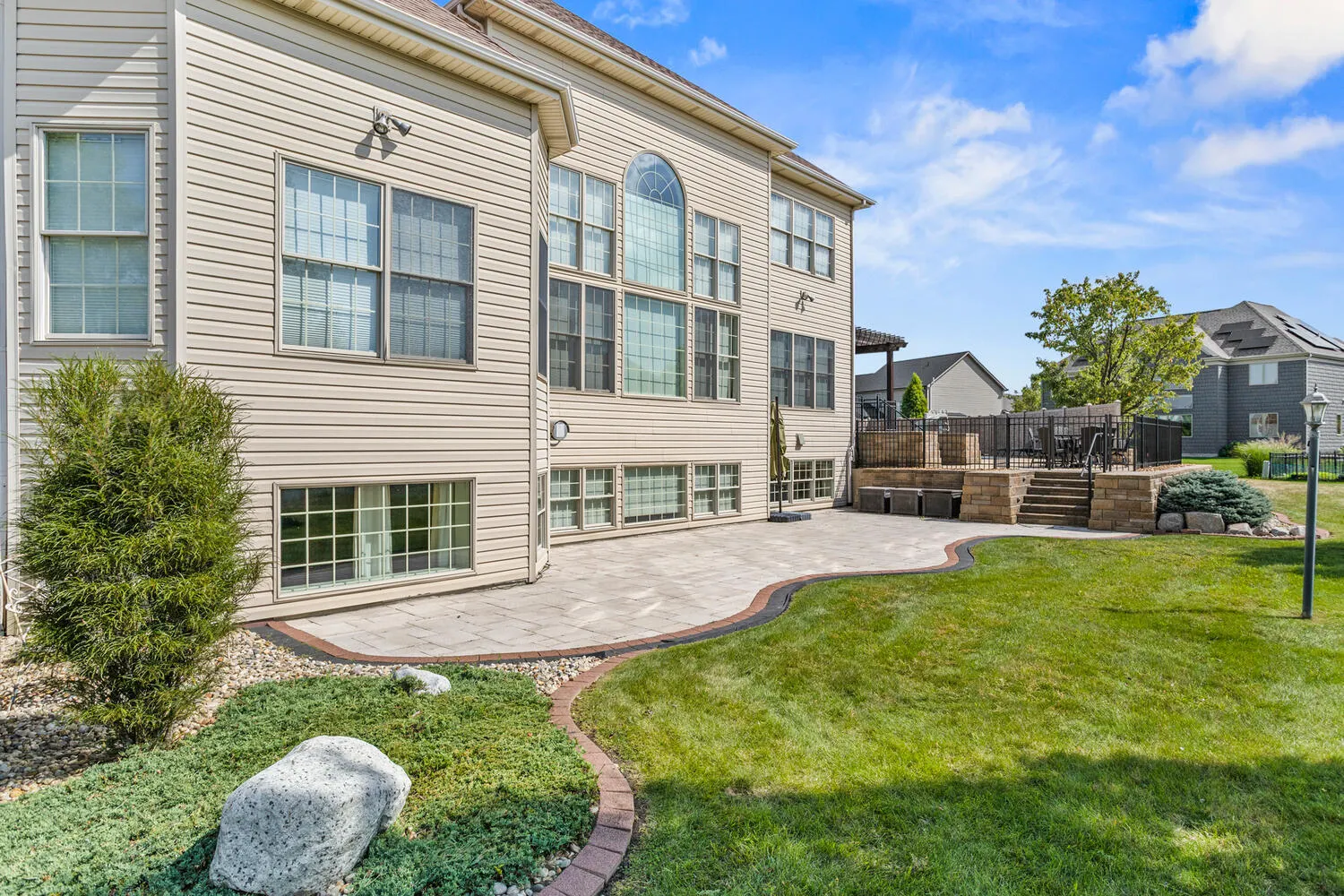 5021 Chestnut Grove Drive IL