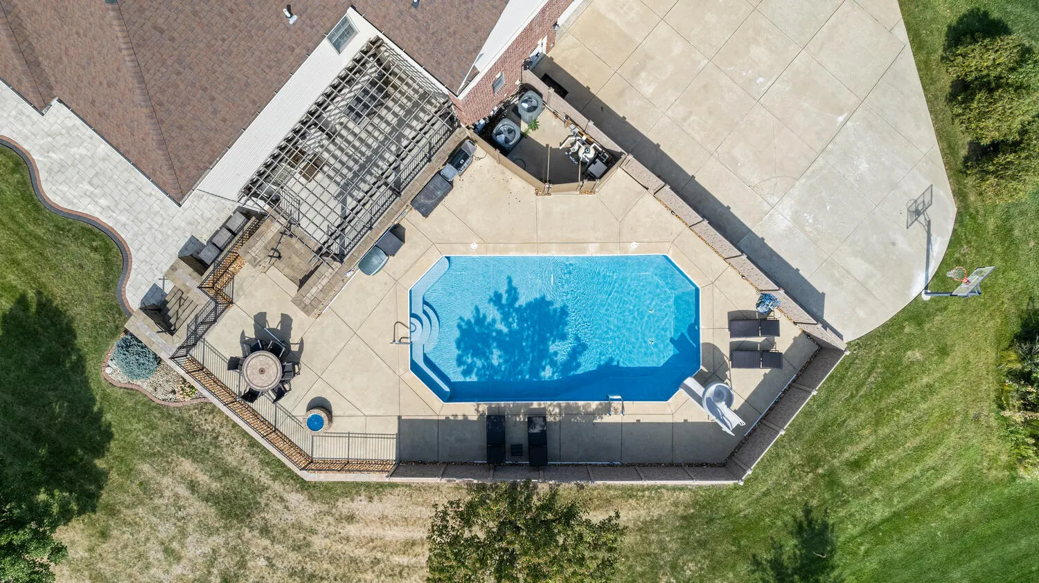 5021 Chestnut Grove Drive IL