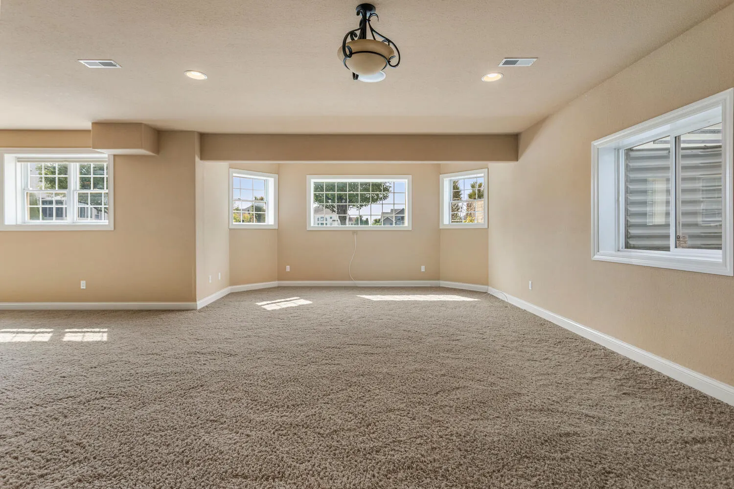 5021 Chestnut Grove Drive IL