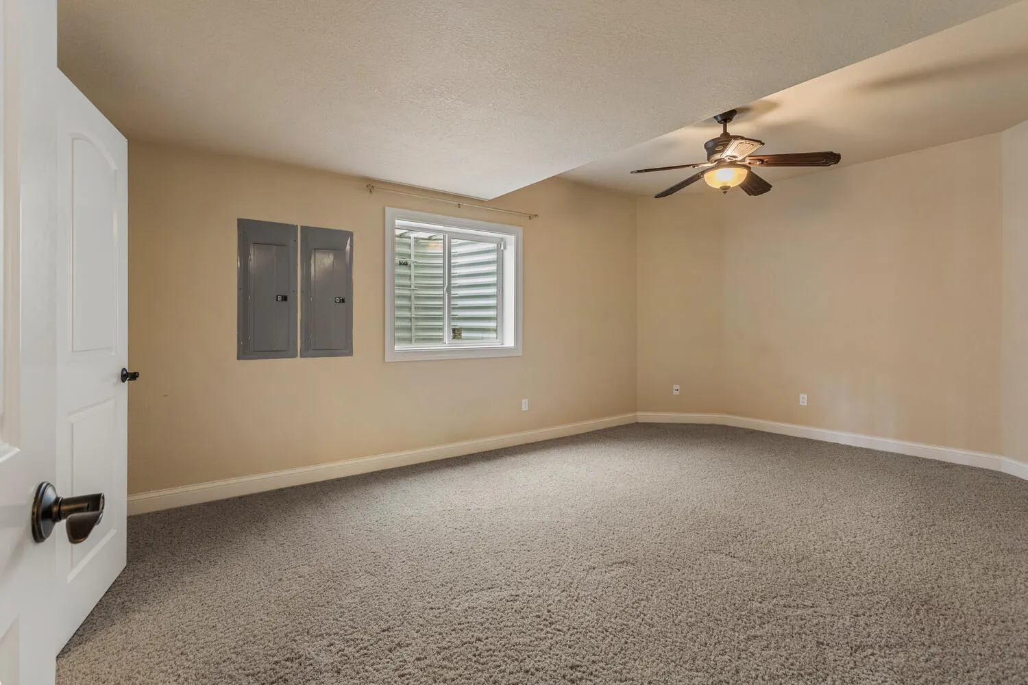 5021 Chestnut Grove Drive IL