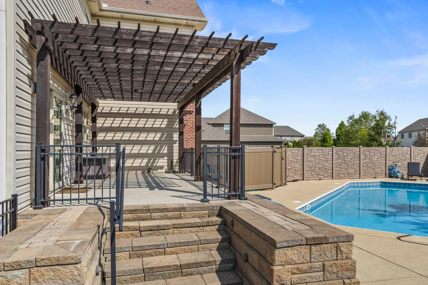 5021 Chestnut Grove Drive IL
