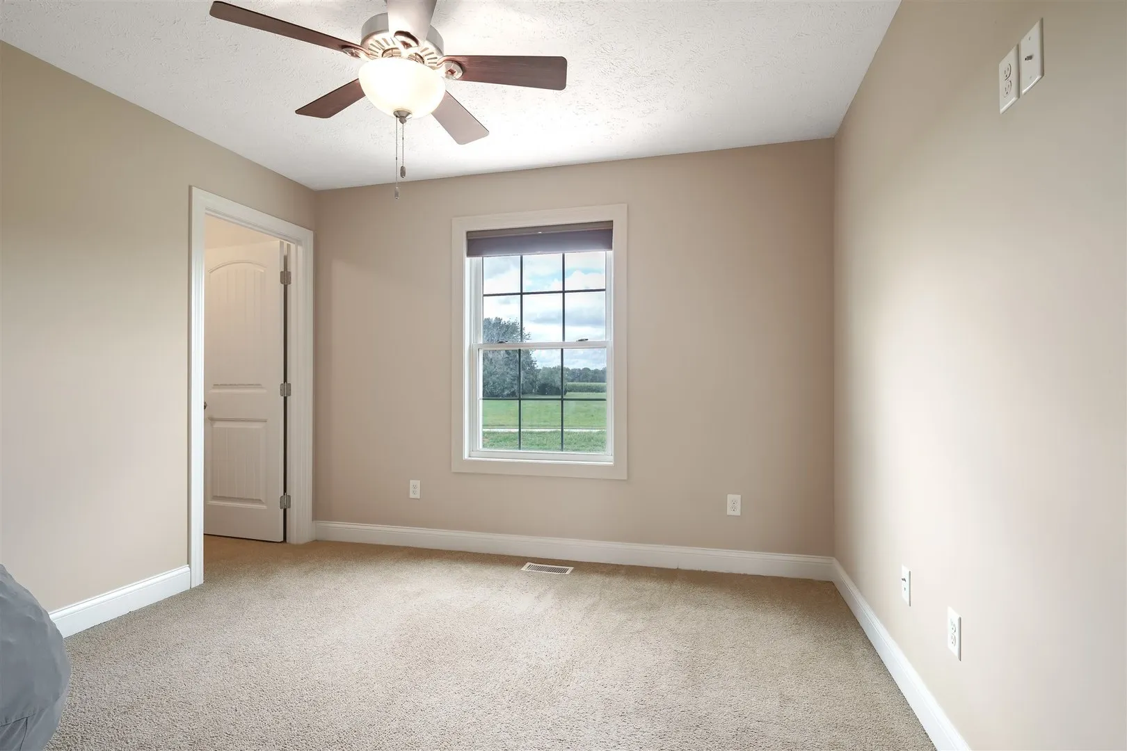 1525 Stoneroller Circle IL