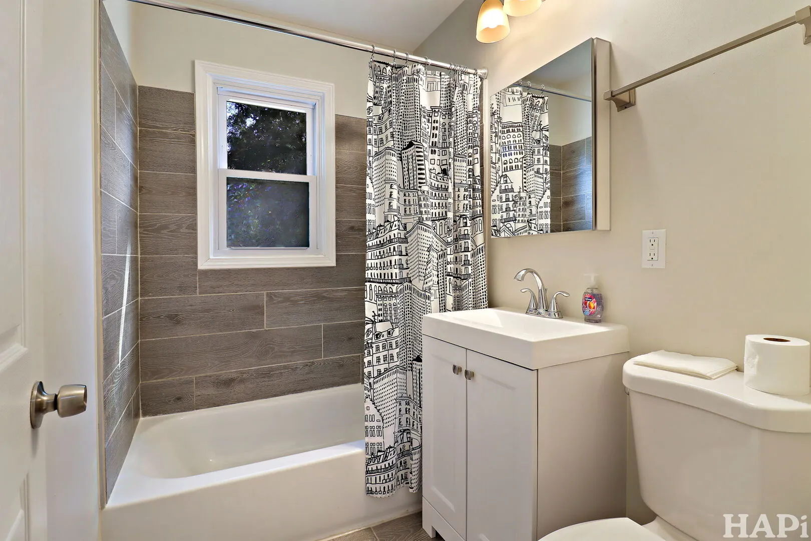 2807 Myang Avenue IL