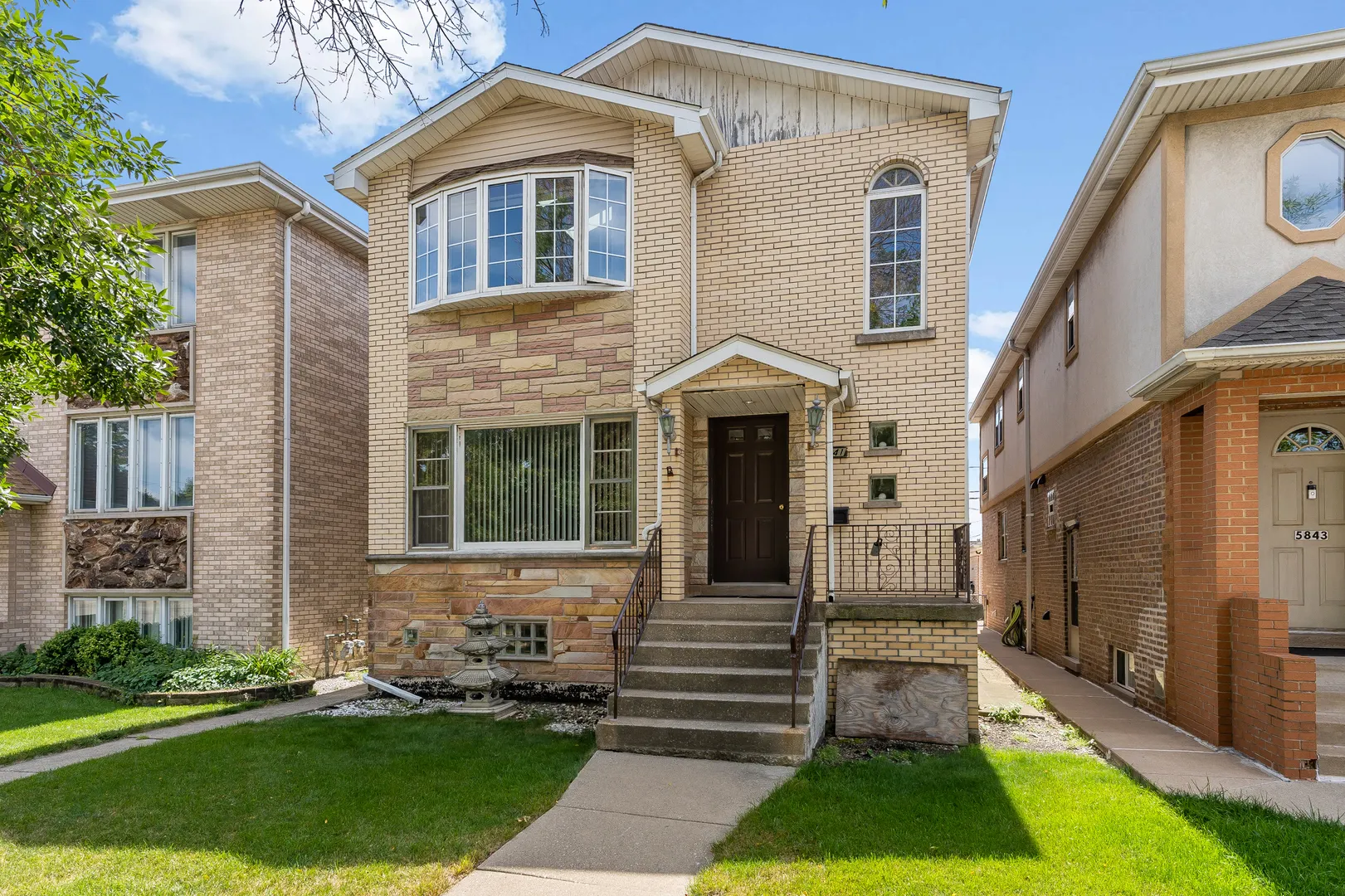 5841 W 55th Street IL