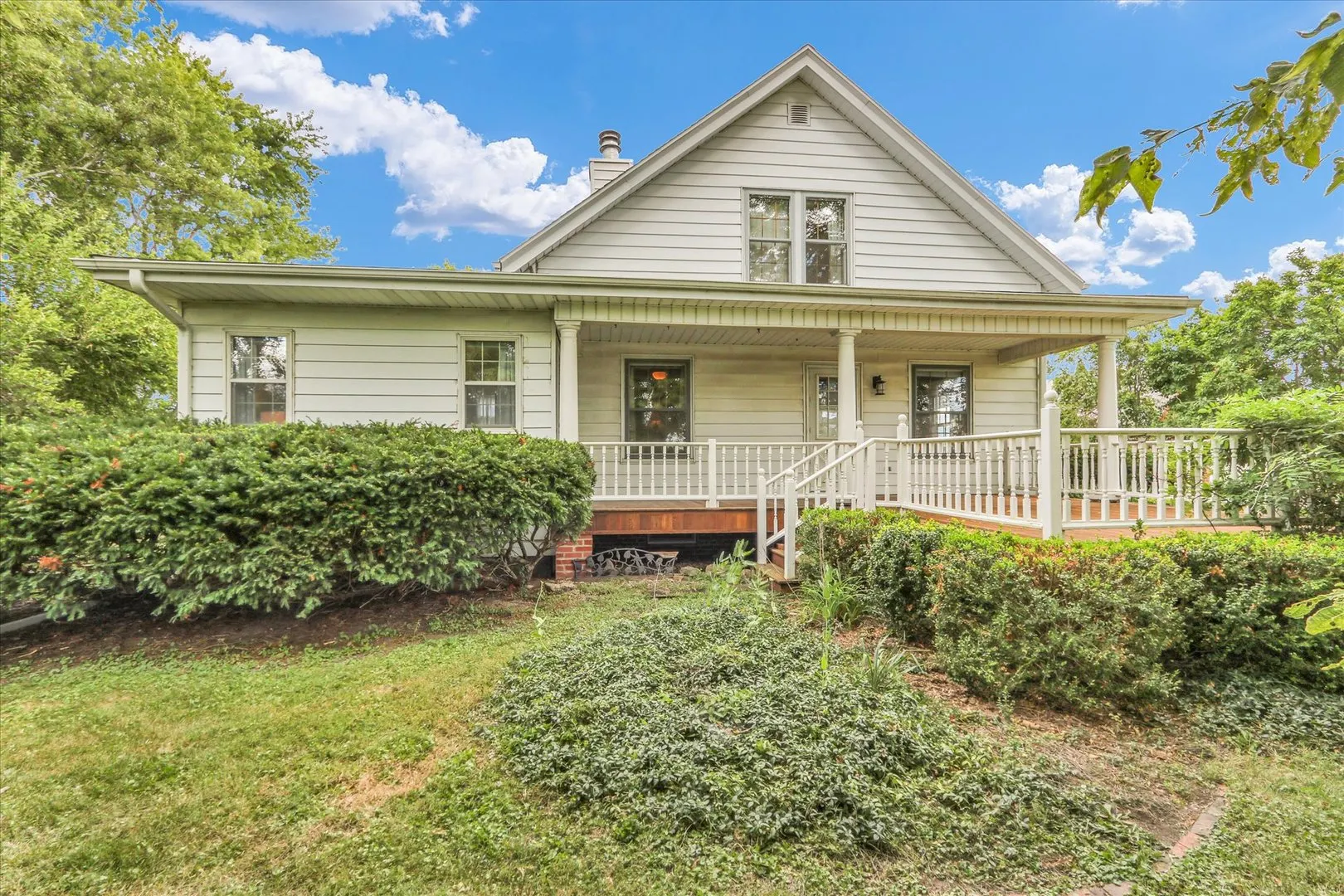 1310 N Rising Road IL