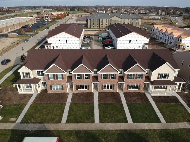 1028 Kilbery Lane IL
