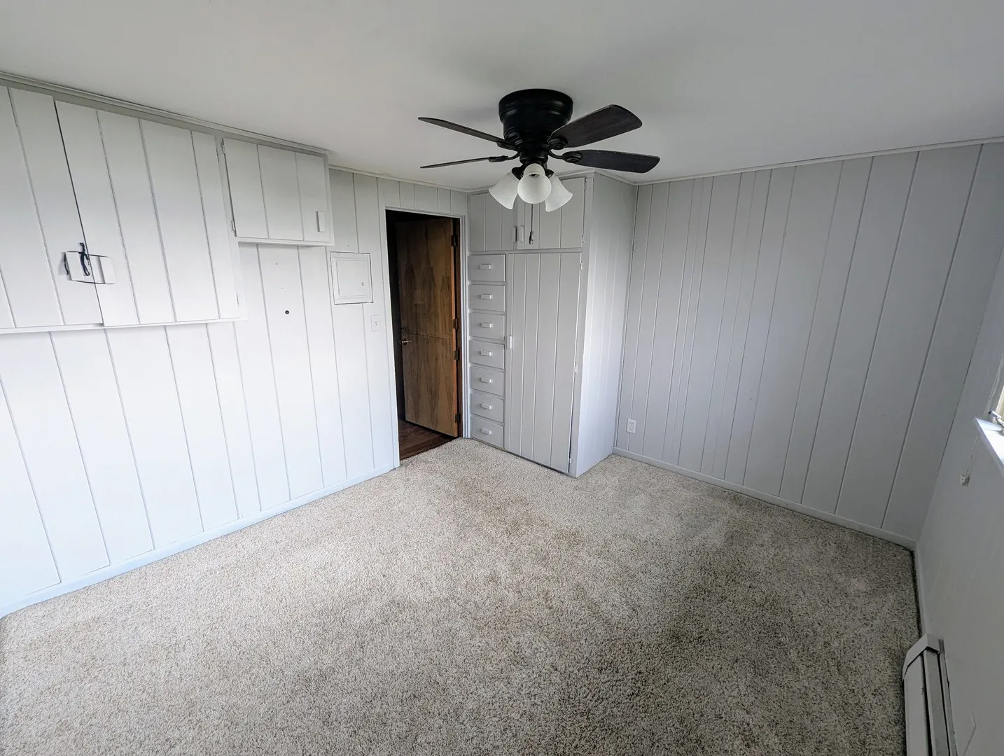 3233 N Bayview Lane IL