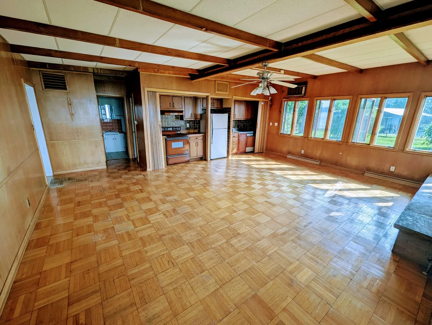 3233 N Bayview Lane IL