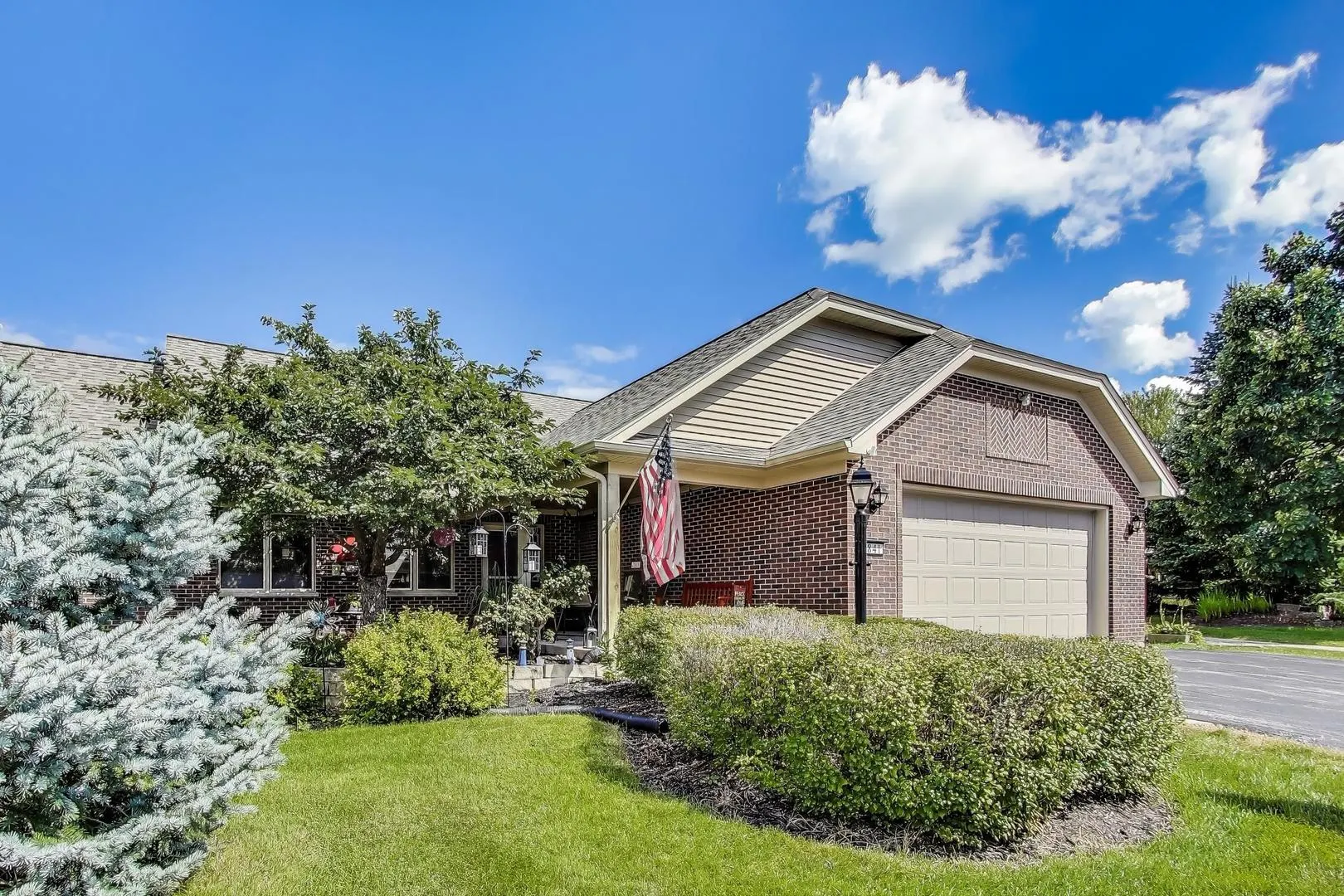 841 Serene Trail IL