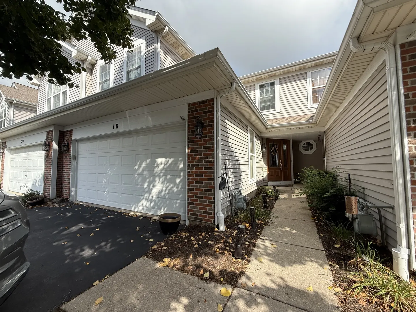 18 Dellwood Court IL