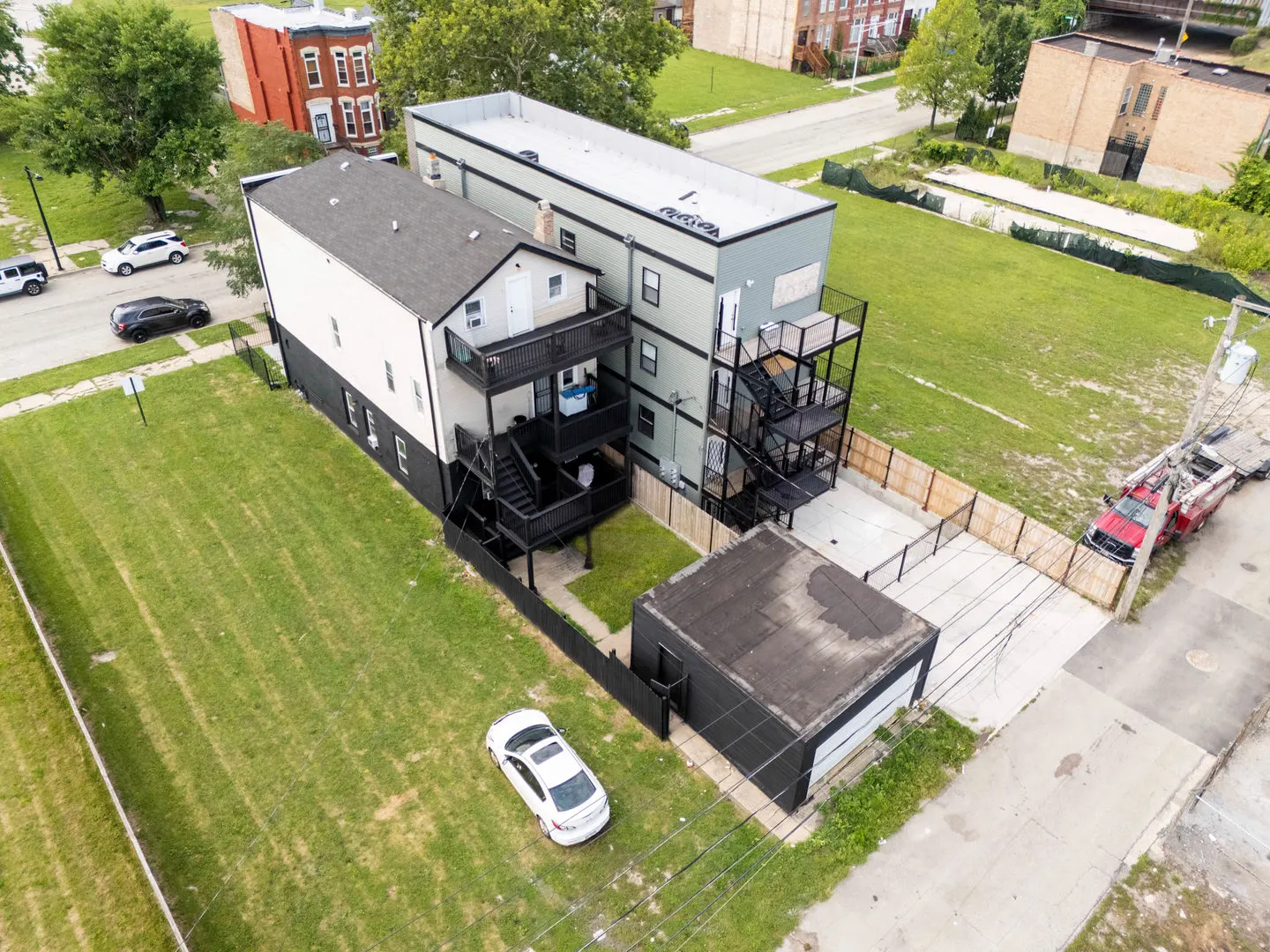 2526 W Monroe Street IL