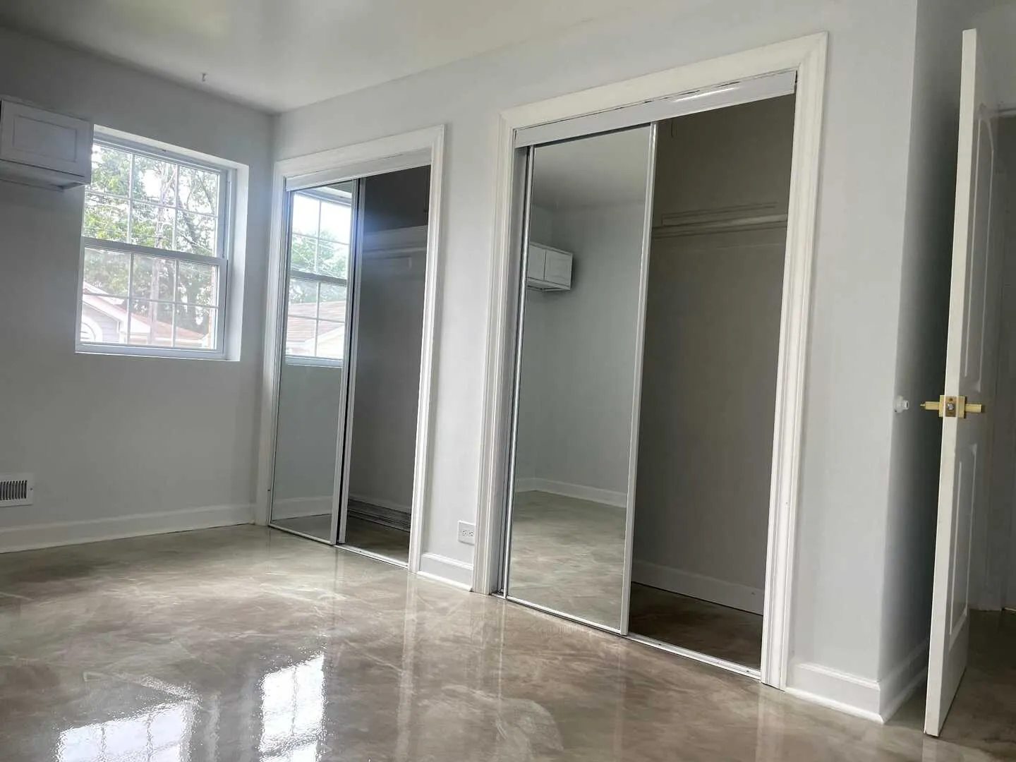 3853 W 83rd Place IL