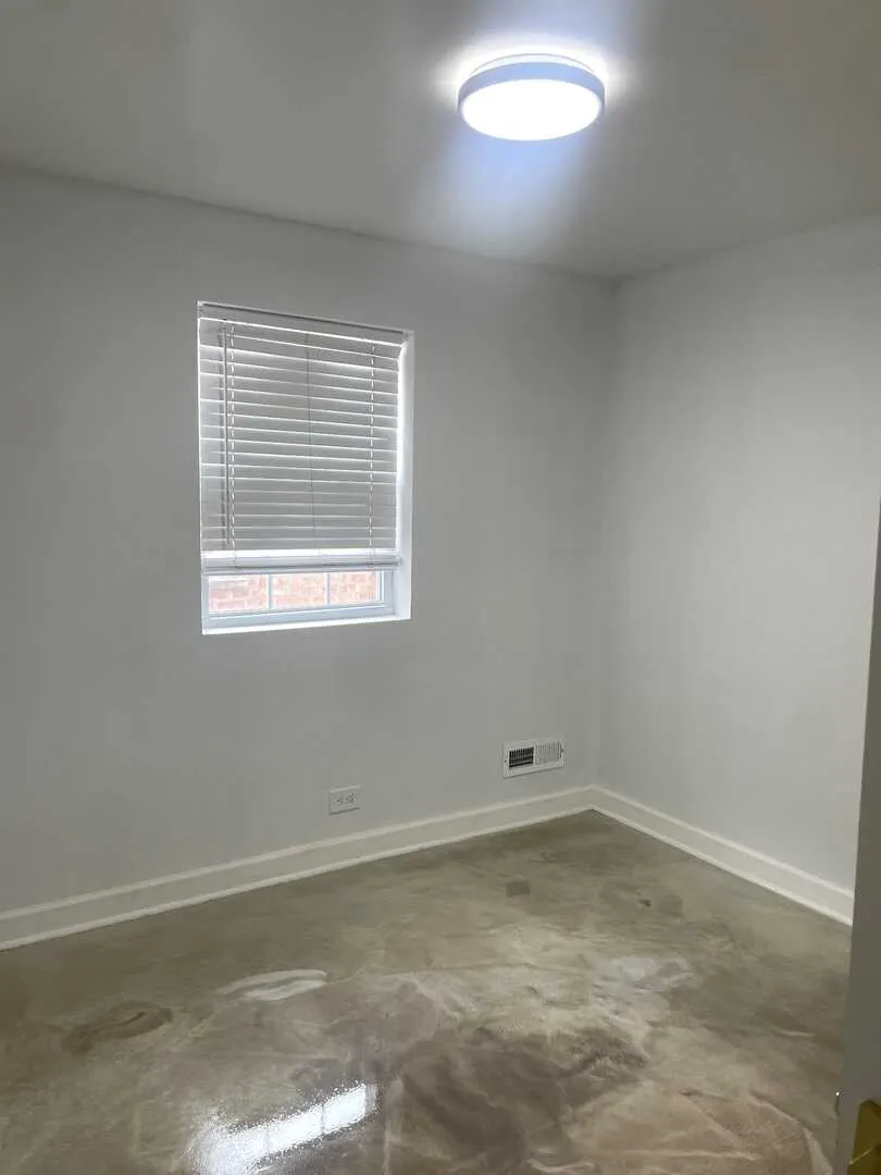 3853 W 83rd Place IL