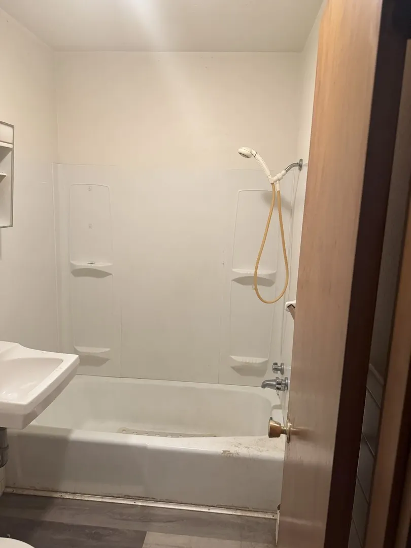 1604 Kirk Lane IL