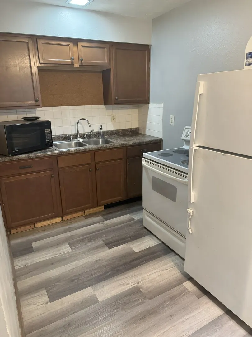 1604 Kirk Lane IL
