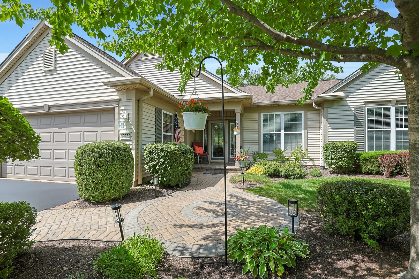 12255 Arlington Drive IL