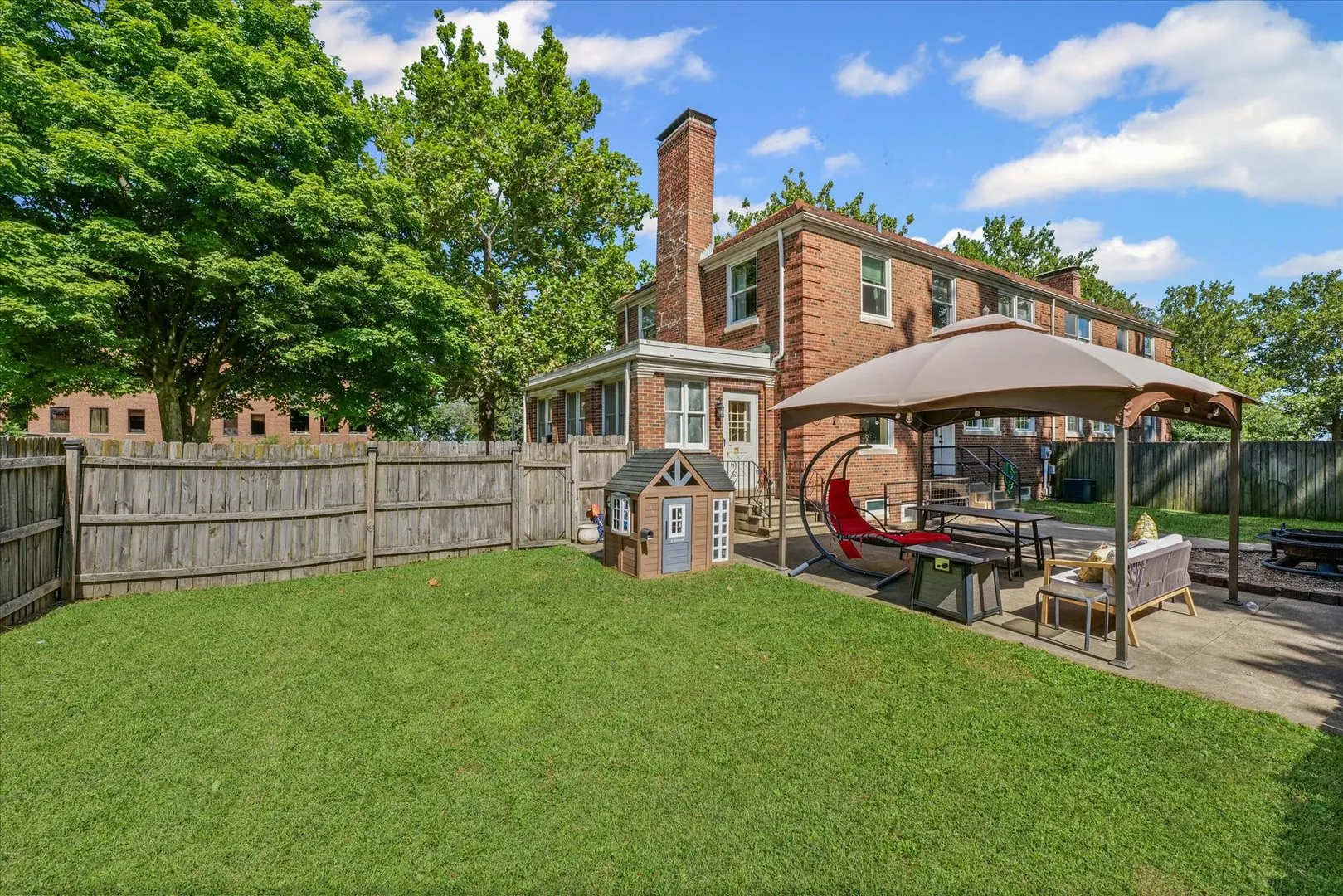 824 Arends Boulevard IL