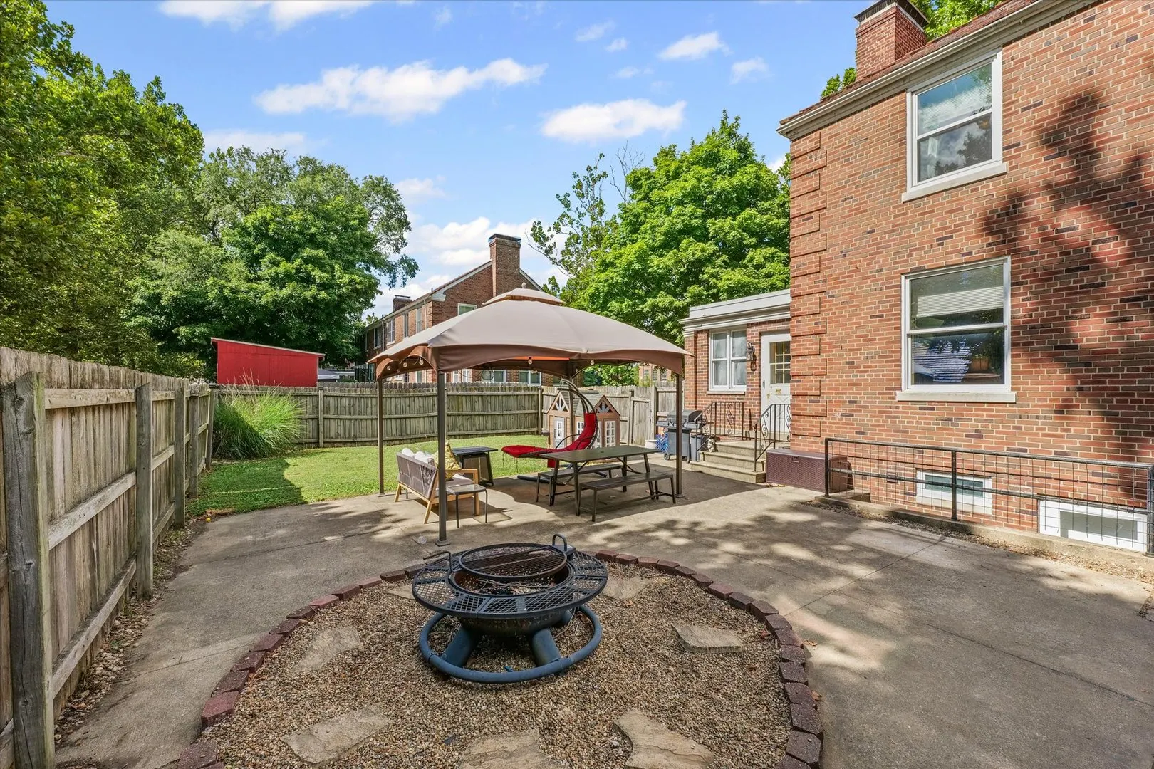 824 Arends Boulevard IL