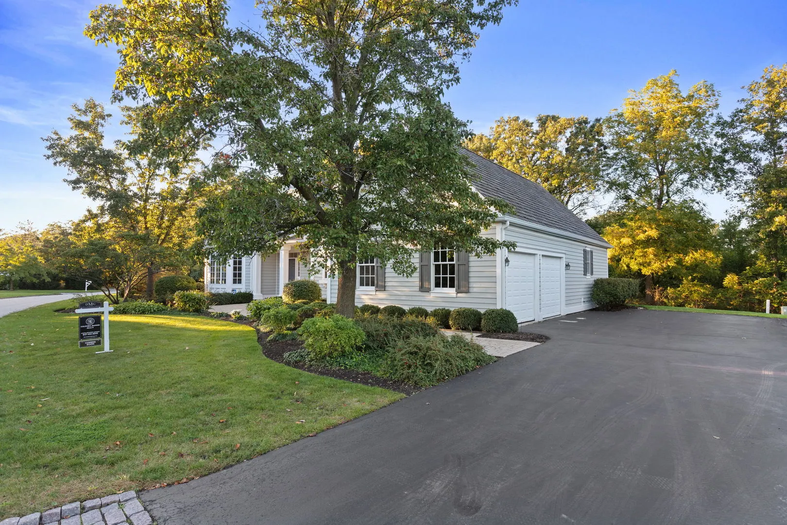 1830 W North Pond Lane IL