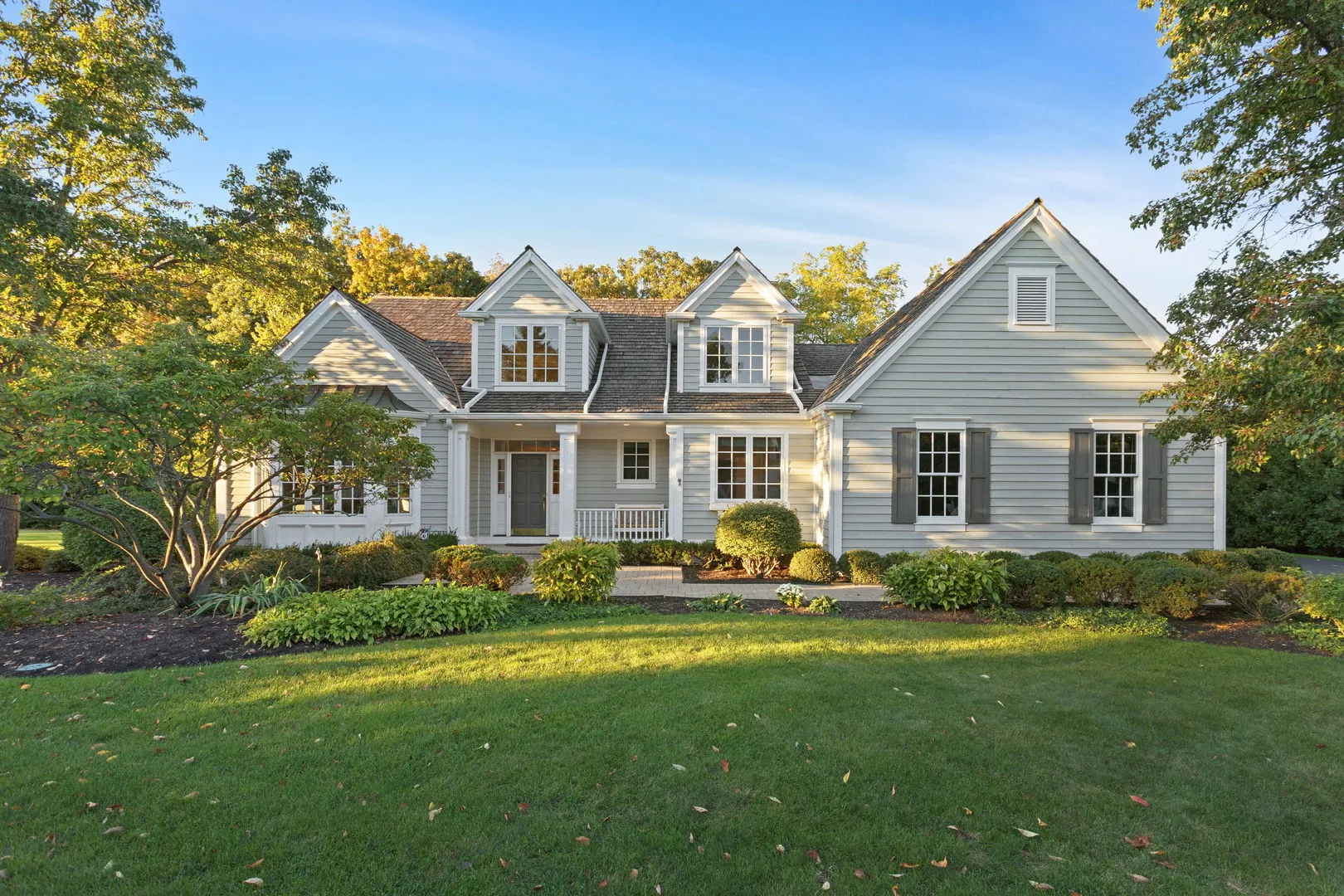 1830 W North Pond Lane IL