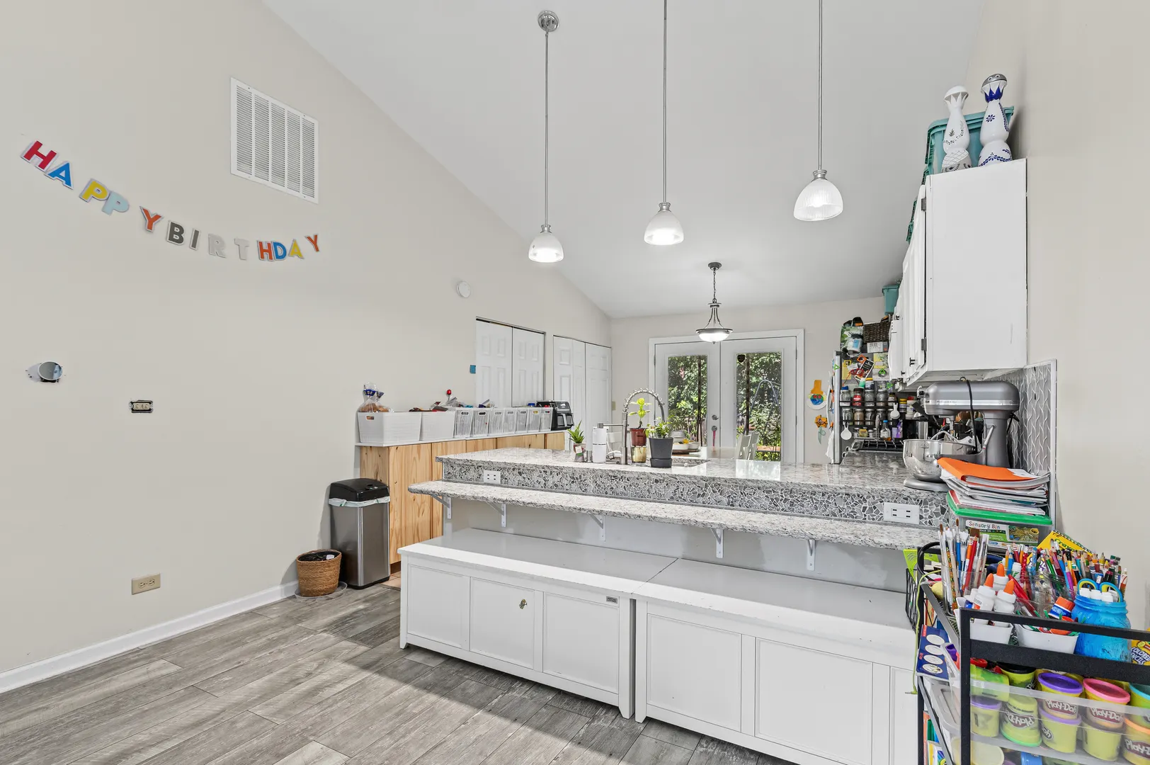 14 Bedford Road IL