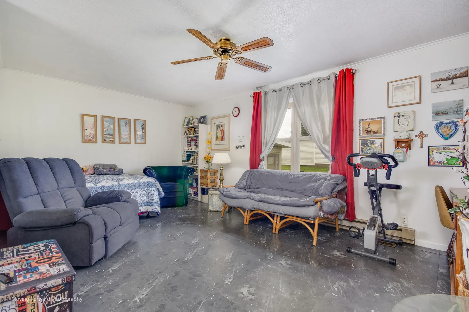 300 Beach Street IL