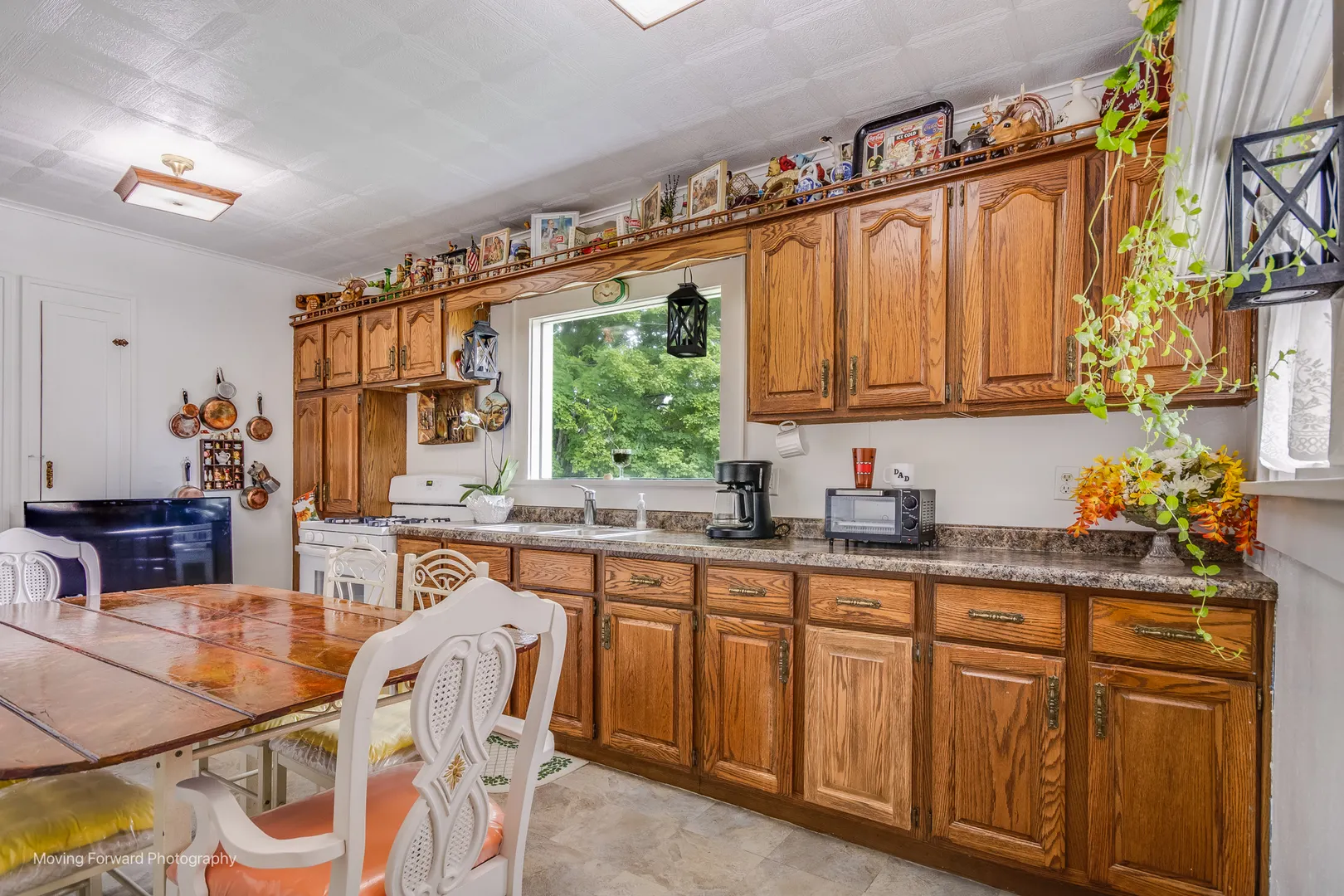 300 Beach Street IL