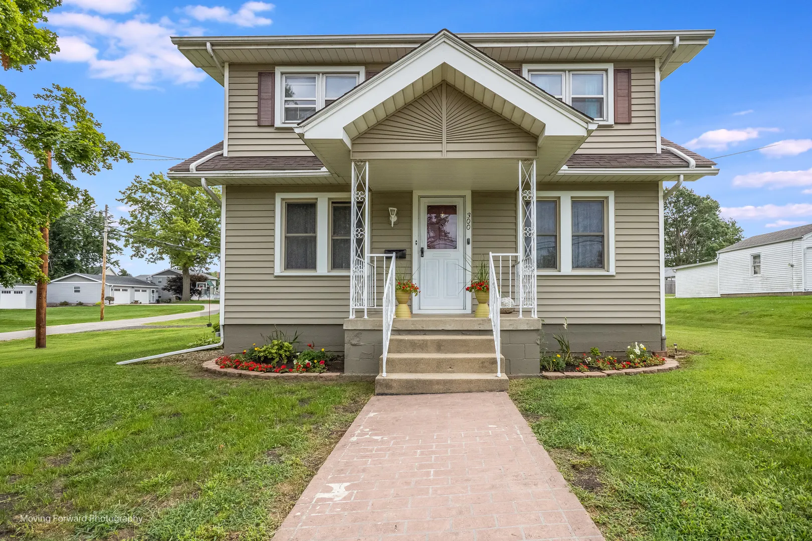 300 Beach Street IL