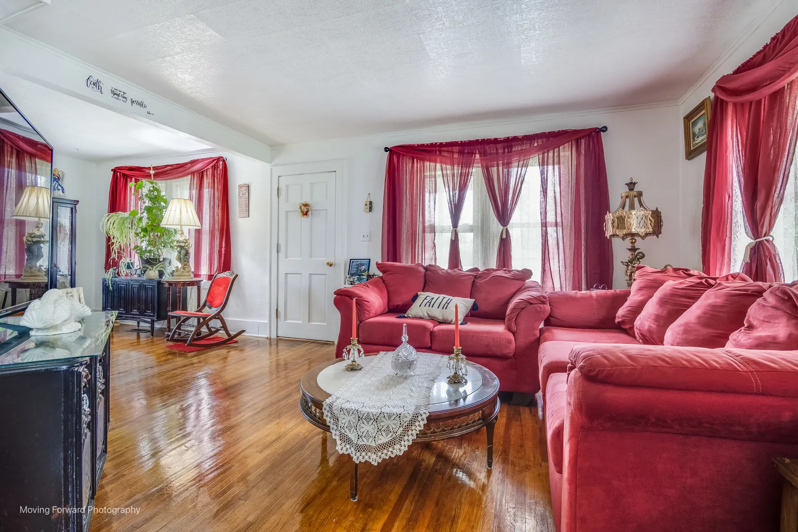 300 Beach Street IL