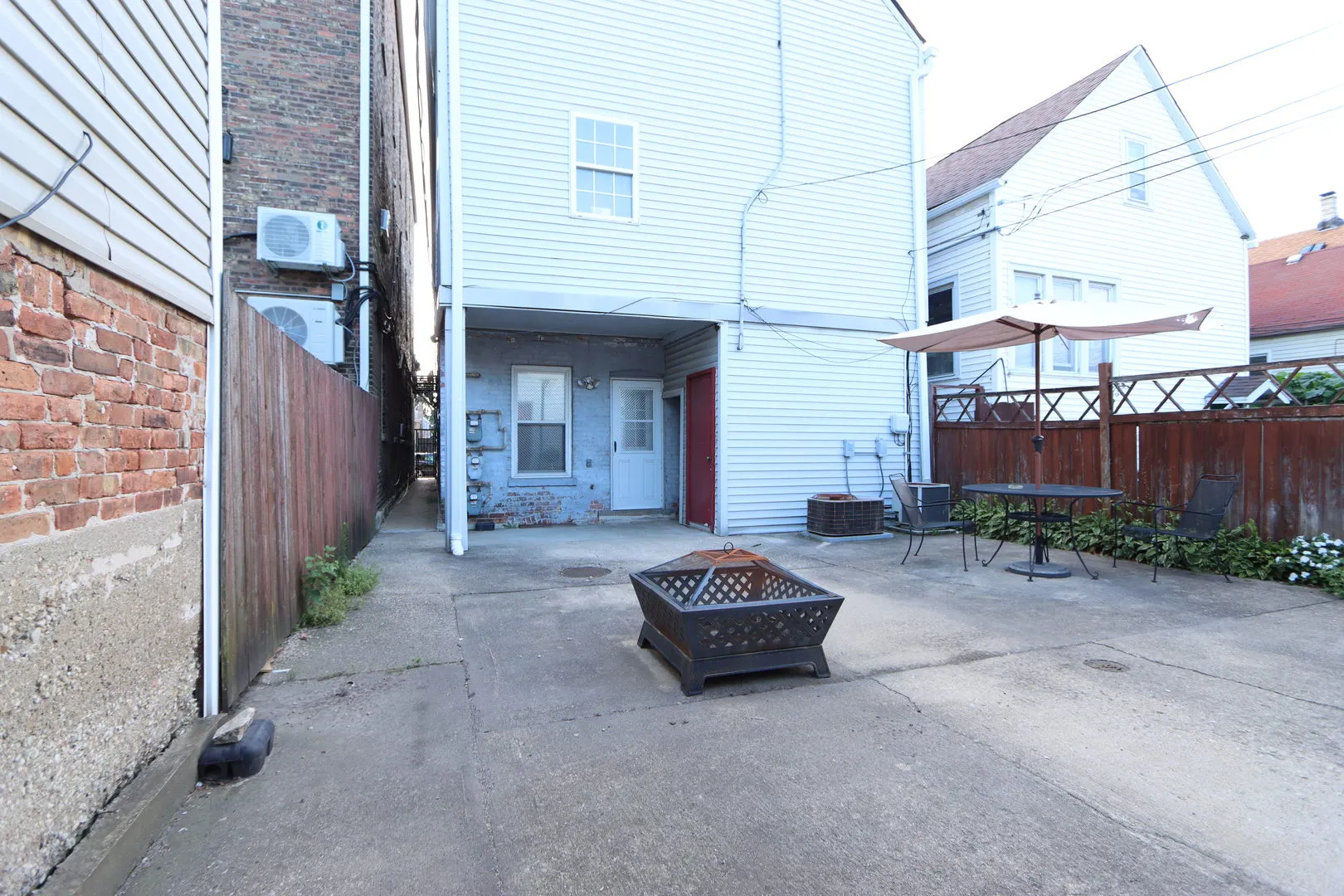 3217 S May Street IL