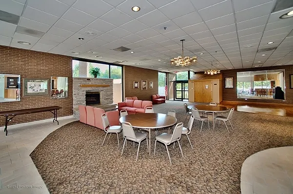 6340 AMERICANA Drive 720 IL