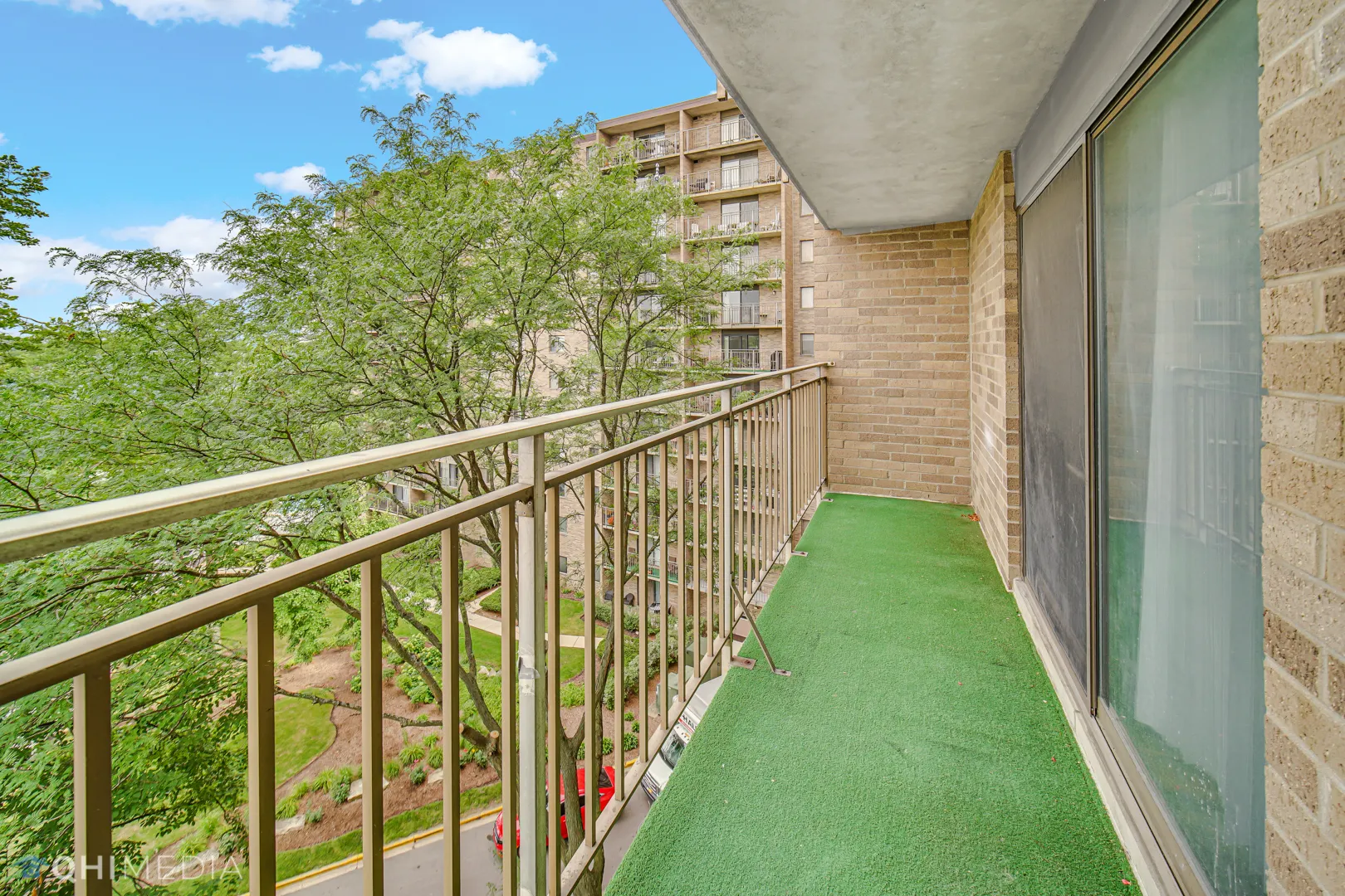 6340 AMERICANA Drive 720 IL