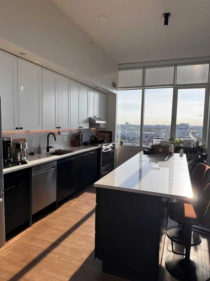 633 W North Avenue 1102 IL