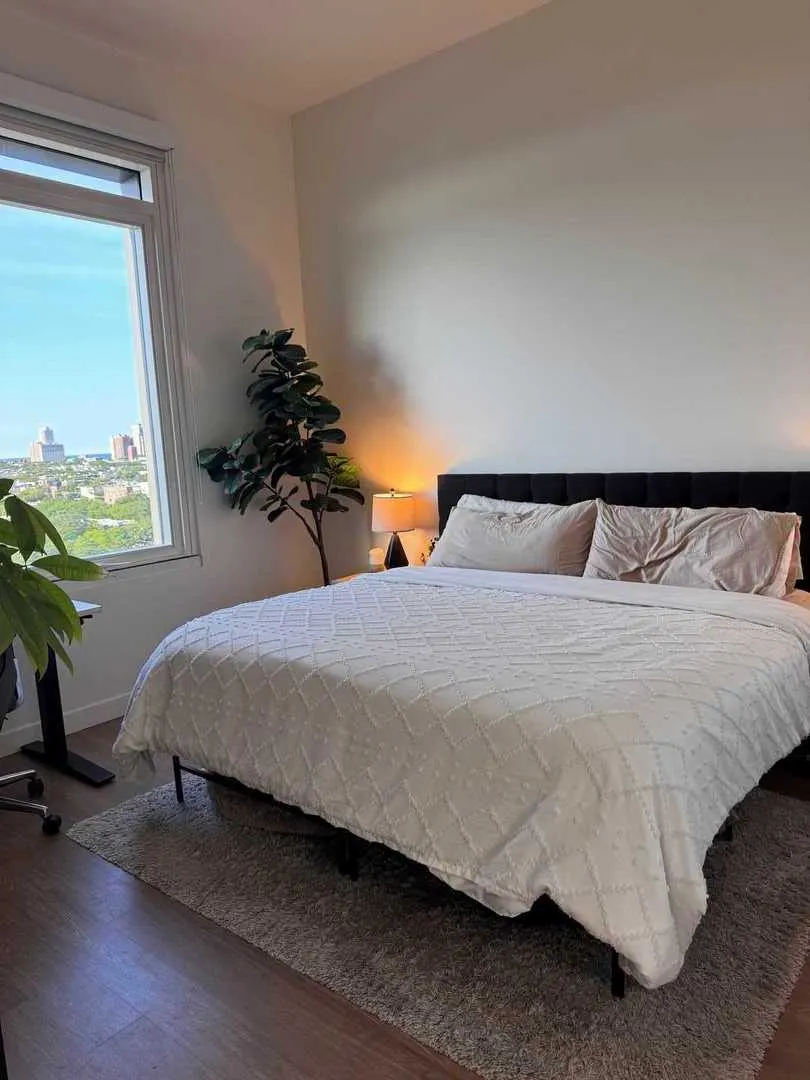 633 W North Avenue 1102 IL